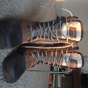 WOMEN’S SHELLISTA II MID BOOTS
